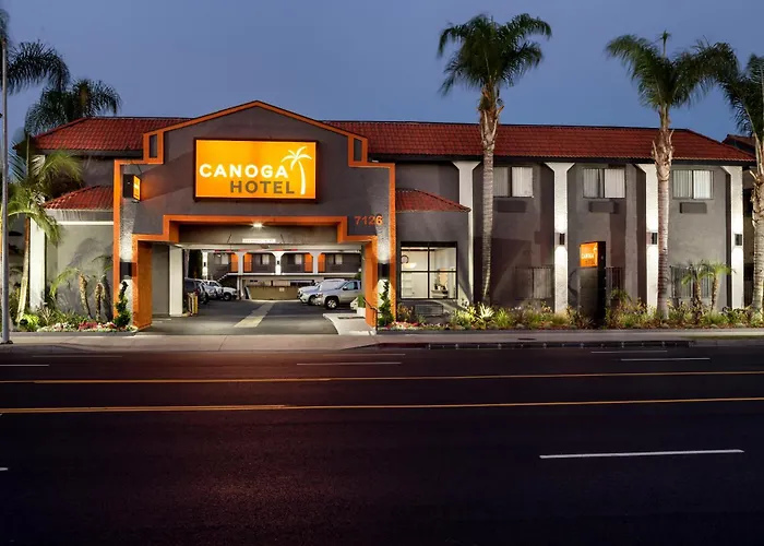 Canoga Hotel At Warner Center Los Angeles