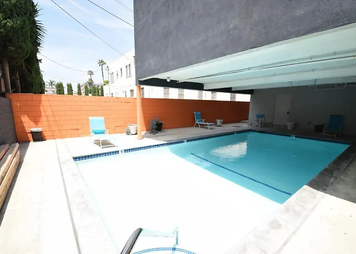 Hollywood Business Suites Los Angeles, United States