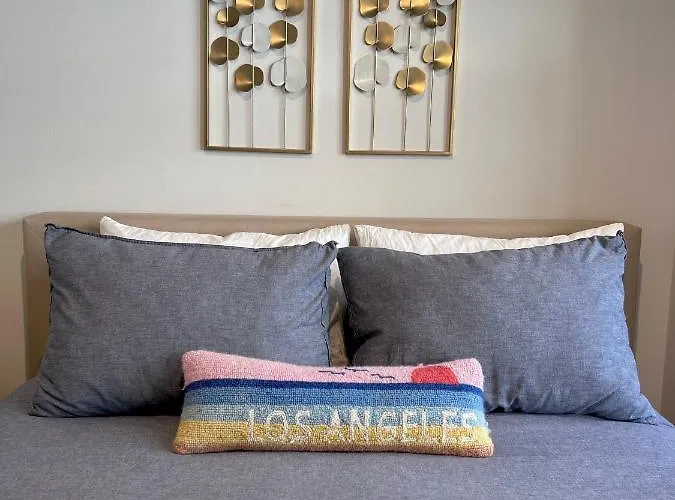 Arion- Cozy Santa Monica Getaway Steps To The Beach Free Parking Los Angeles, United States
