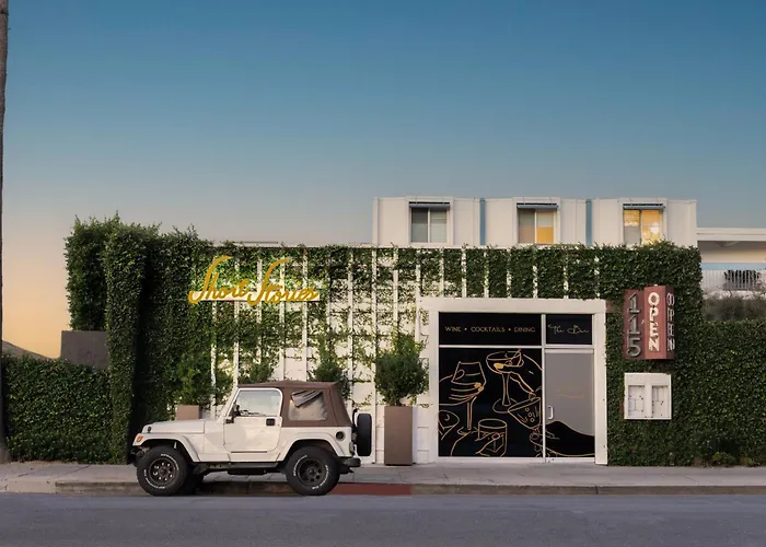 Short Stories Hotel Near The Grove Los Angeles