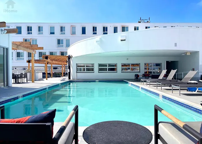 Perfect Apt W Parking Gym Pool Wifi In Arts District Dtla Near Little Tokyo B4 Los Angeles, United States