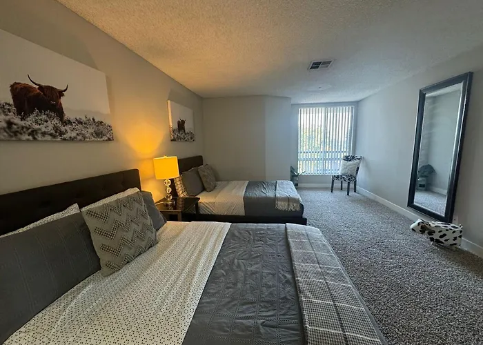 Modern 2Br Hollywood Apt With Rooftop Pool, Free Parking & Close To Walk Of Fame And Universal Studios Los Ángeles, Estados Unidos