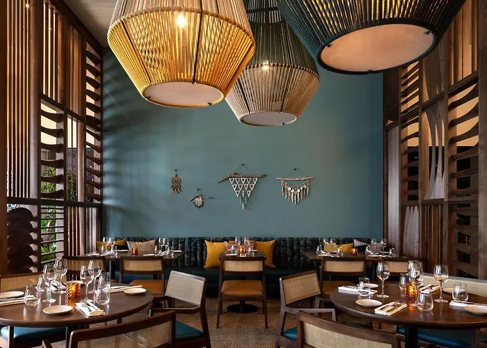 The Ritz-Carlton, Los Angeles L.A. Live, Amerika Serikat