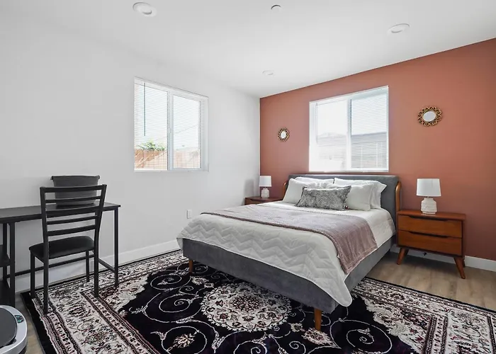 Good Shepard Homestay Los Angeles, USA