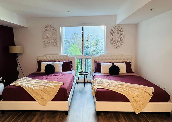 Ferienwohnung Spectacular Cozy Loft Hollywood Free Parking Los Angeles, USA