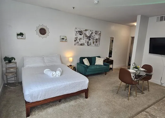 Exclusive Suites In Mdr-Venice With Pool, Gym & Hottub Los Angeles, United States
