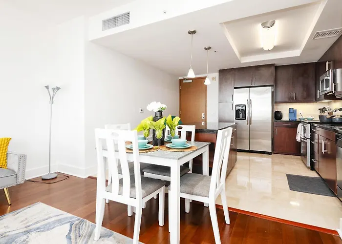 Sky-Rise Apartments Los Angeles, Stati Uniti