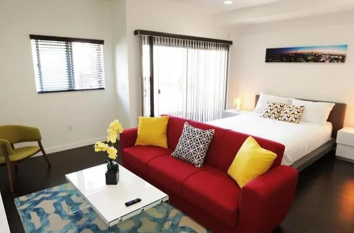 Downtown Cosmopolitan Residences Los Angeles