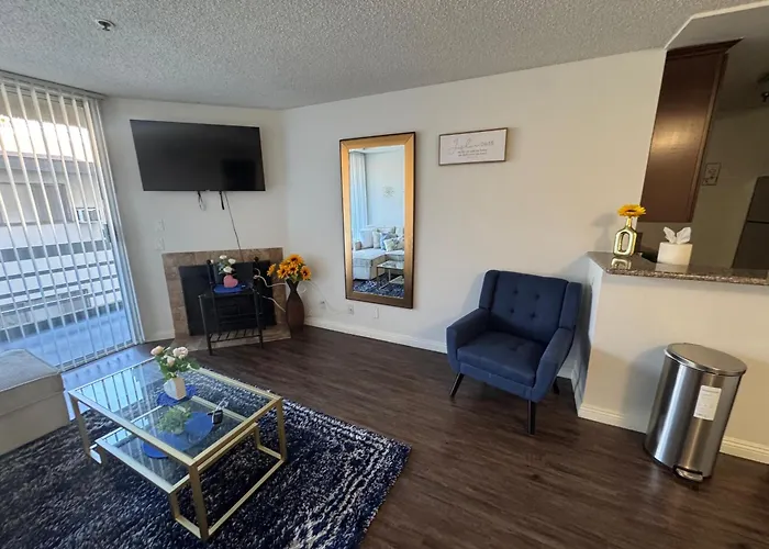 Mario, Disney & Not Themed Loft Universal Studios 10Min Loft Apartment Los Angeles, USA