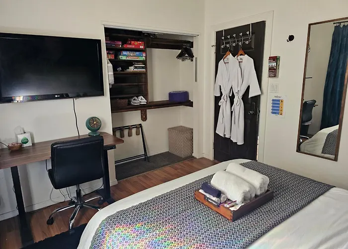 Tranquility At The House Of Alchemy Hollywood Apartment Los Angeles, United States