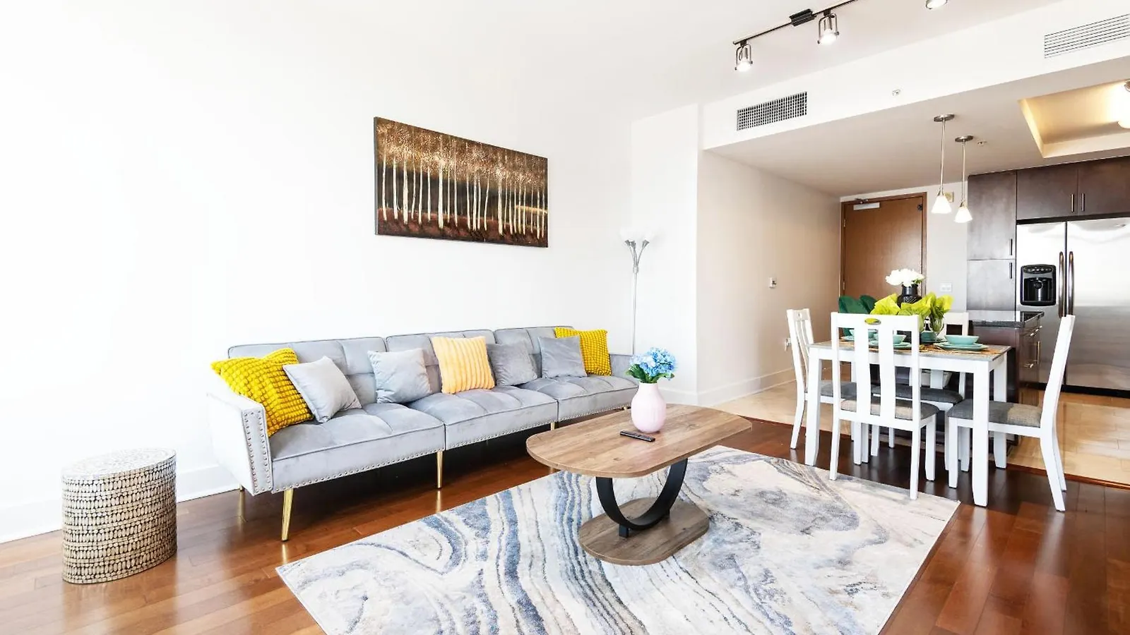 Apartments in Los Angeles — Los Angeles, United States